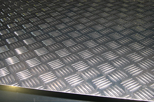 Plancha de aluminio antideslizante